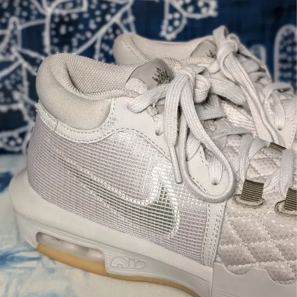 Nike LeBron Witness 8 EP Basketball Shoes Light Iron Ore Men's Size 7.5 - Picture 9 of 15